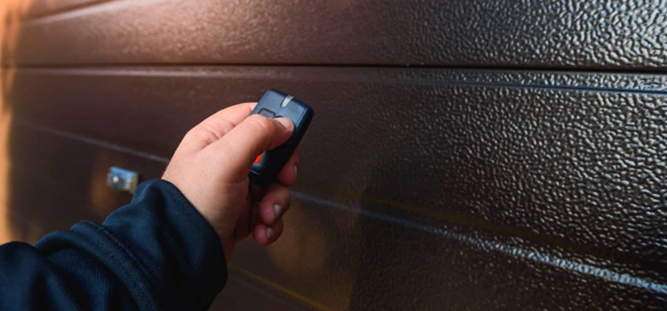 automatic door opener with remote control in Palermo